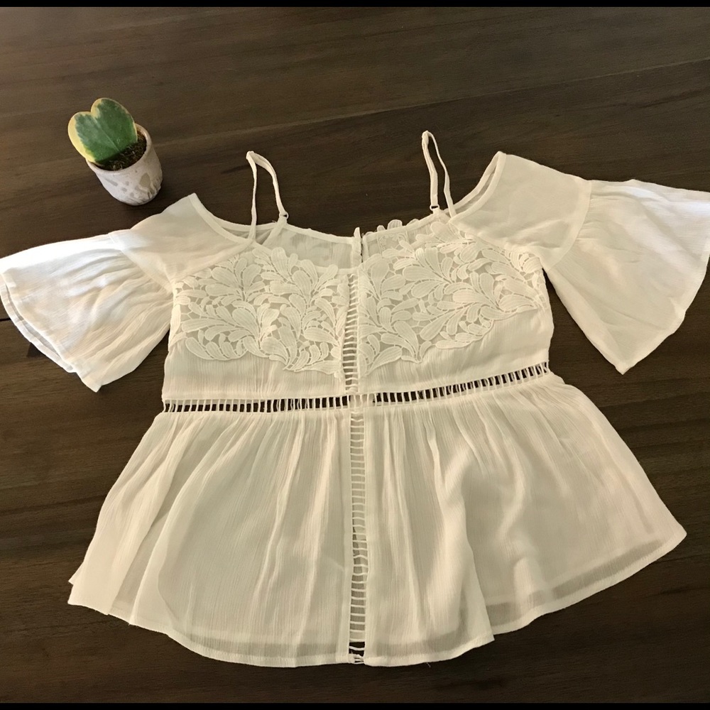 New with Tags White Peasant Top with Floral Detail